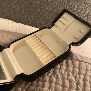 Faux snakeskin jewelry box